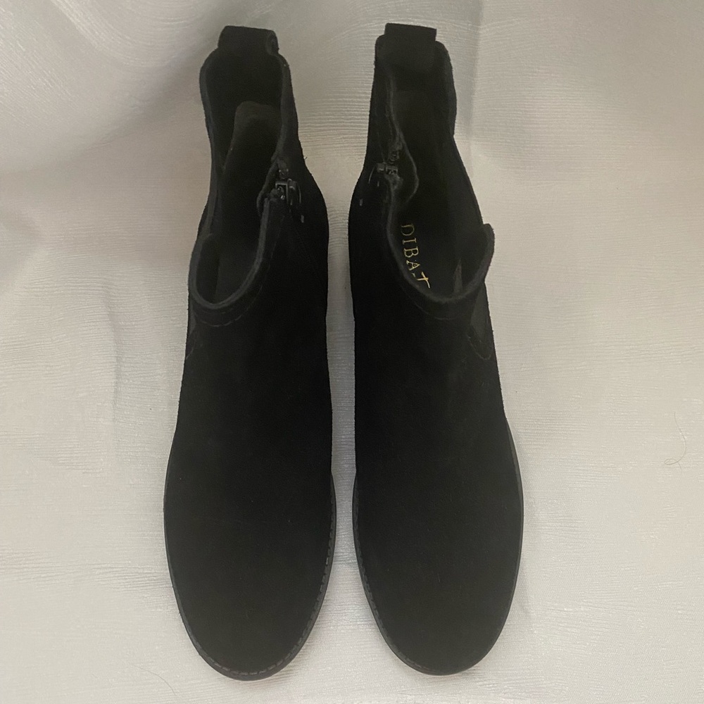 Black ankle booties
